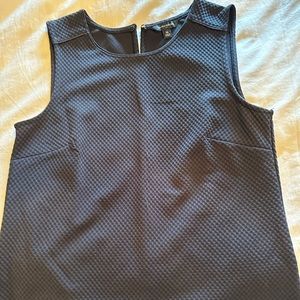 Banana Republic, navy sleeveless top, like new condition